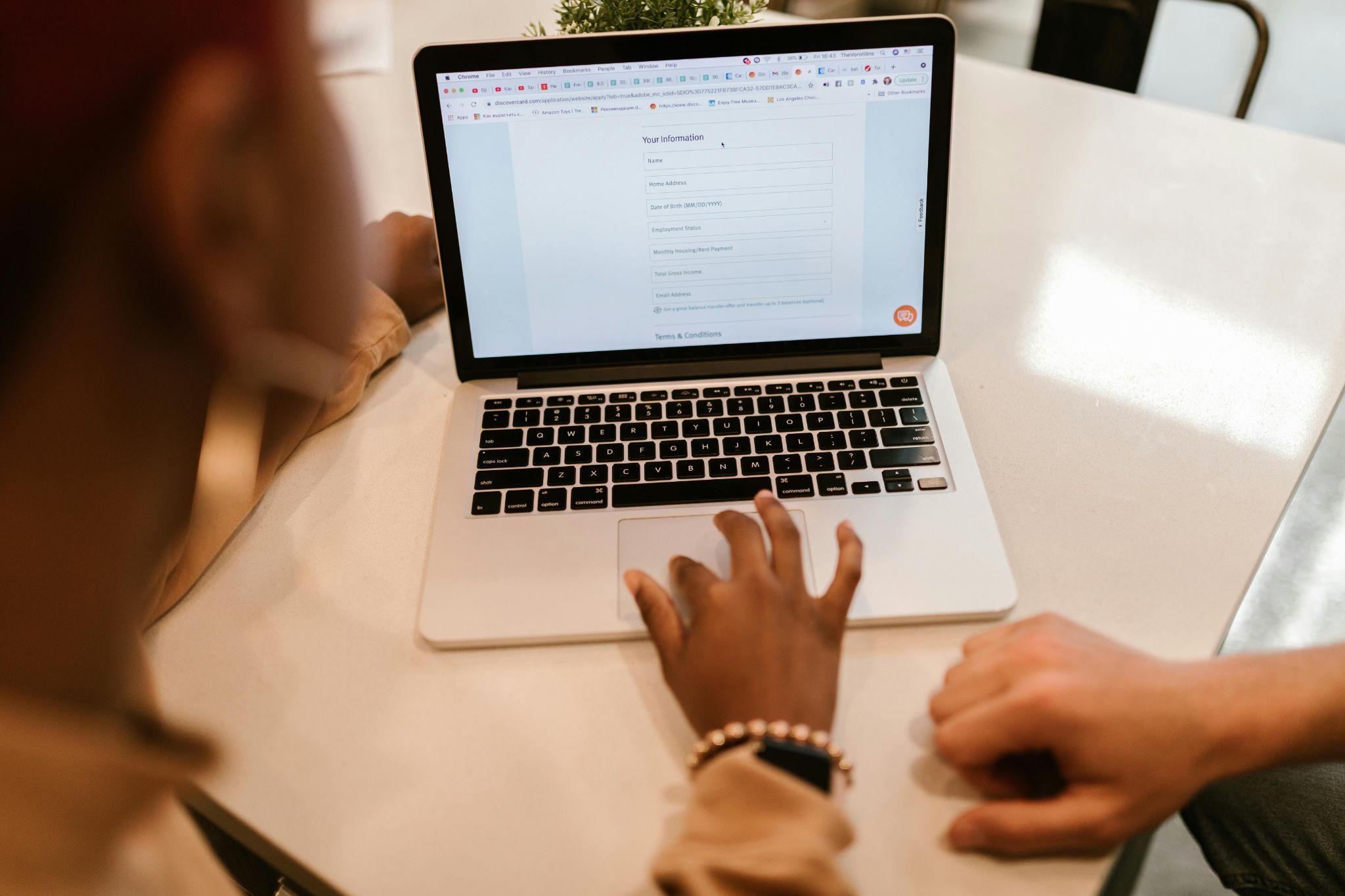 Why Marketing Majors Need to Learn How to Write for Marketing